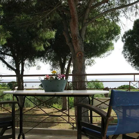 Amazing Sea View, Just 150m From The Beach